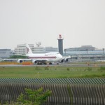 飛行機が見える公園・成田空港そばの「成田市・さくらの山公園」の巻：滑走路を動く飛行機も間近です。