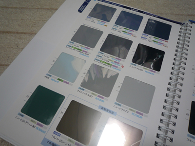 ガラスフィルムのサンプルセット：とにかくいろんな種類、色、柄がガラスフィルムにはあります。